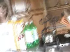 Raylene کا علاج کرتا ہے اس کے پریمی کے ساتھ خوبصورت گدا آخر