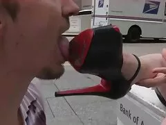 ماہر صحافی لونا ستارہ سواری موسیقار