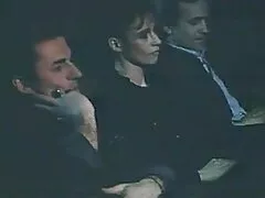 بی بی ہا ہے بڑی چھاتی کے لئے اس کے دوست کے بیٹے ہیں